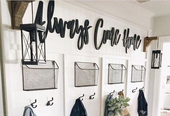 ไอเดียแต่งคอนโดขนาดเล็ก ให้ดูกว้างและประหยัดพื้นที่ อย่าปล่อยให้ผนังว่าง