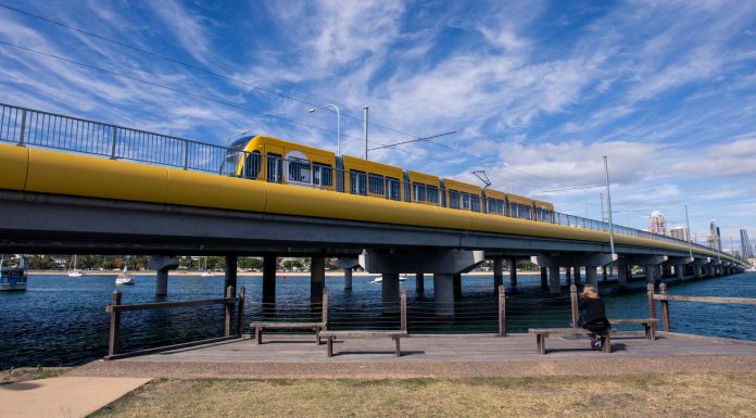 รถไฟฟ้า Light Rail ความ “Real” ที่กำลังเกิดขึ้นจริงที่ “บางนา” รถไฟฟ้า light rail