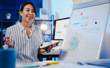 5 แอปประชุมออนไลน์ ที่ทำให้ WFH ไม่มีสะดุด 5 แอปประชุมออนไลน์ ที่ทำให้ WFH ไม่มีสะดุด