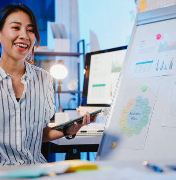 5 แอปประชุมออนไลน์ ที่ทำให้ WFH ไม่มีสะดุด 5 แอปประชุมออนไลน์ ที่ทำให้ WFH ไม่มีสะดุด