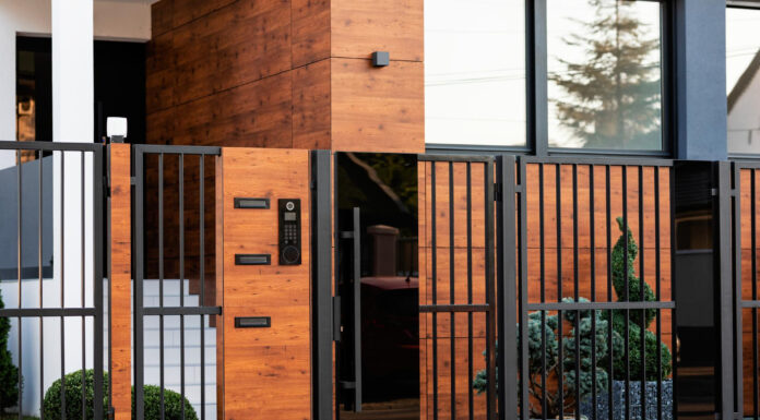 แชร์ไอเดีย รั้วบ้านยอดนิยม สวย คูล รับกับบ้านยุคโมเดิร์น