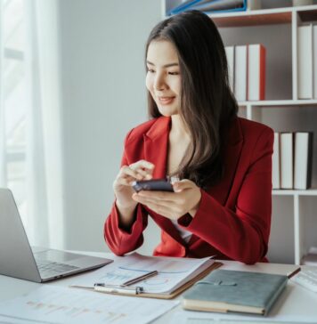 ลงทุนเพื่อลดหย่อนภาษีและเตรียมเกษียณได้ง่ายๆ สไตล์ฟรีแลนซ์และคนประกอบอาชีพอิสระ ลงทุนเพื่อลดหย่อนภาษีและเตรียมเกษียณได้ง่ายๆ สไตล์ฟรีแลนซ์และคนประกอบอาชีพอิสระ