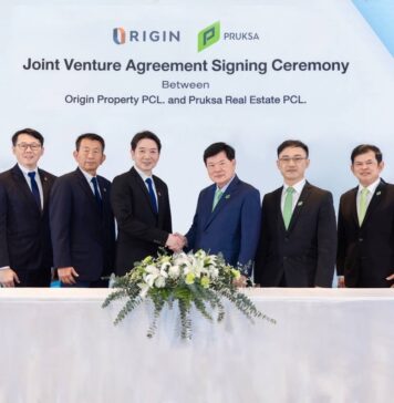 ครั้งแรก! 2 บิ๊กอสังหาฯ “พฤกษา” และ “ออริจิ้น” จับมือเขย่าวงการเคาะดีลร่วมทุนปั้น 3 โปรเจกต์ โรงแรม-คอนโด-บ้านเดี่ยว รวมมูลค่า 8,700 ล้าน ครั้งแรก! 2 บิ๊กอสังหาฯ “พฤกษา” และ “ออริจิ้น” จับมือเขย่าวงการเคาะดีลร่วมทุนปั้น 3 โปรเจกต์ โรงแรม-คอนโด-บ้านเดี่ยว รวมมูลค่า 8,700 ล้าน
