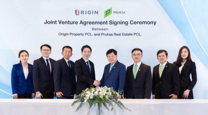 ครั้งแรก! 2 บิ๊กอสังหาฯ “พฤกษา” และ “ออริจิ้น” จับมือเขย่าวงการเคาะดีลร่วมทุนปั้น 3 โปรเจกต์ โรงแรม-คอนโด-บ้านเดี่ยว รวมมูลค่า 8,700 ล้าน ครั้งแรก! 2 บิ๊กอสังหาฯ “พฤกษา” และ “ออริจิ้น” จับมือเขย่าวงการเคาะดีลร่วมทุนปั้น 3 โปรเจกต์ โรงแรม-คอนโด-บ้านเดี่ยว รวมมูลค่า 8,700 ล้าน