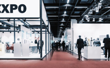 🎪 10 อุปกรณ์ออกบูธครบวงจร ที่มืออาชีพต้องมี! 10 อุปกรณ์ออกบูธครบวงจร