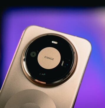 หัวข้อบทความ: Huawei Mate 80 Pro: สมาร์ทโฟนเจ้าแรกในโลกที่มาพร้อมเทคโนโลยีล้ำสมัย Photo huawei mate 80 pro