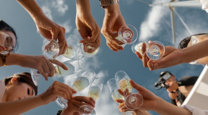 งานเลี้ยง Cocktail: การจัดงานที่สุดเริ่ด! Photo cocktail party