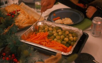 งานจัดเลี้ยงที่บ้าน: วิธีสร้างประสบการณ์ที่ดี Photo catering at home