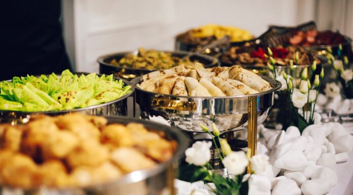 āļāļēāļāļāļąāļāđāļĨāļĩāđāļĒāļāļŪāļēāļĨāļēāļĨ Photo catering