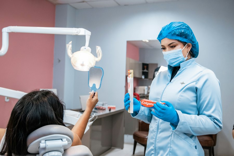 Photo dental implants benefits differences